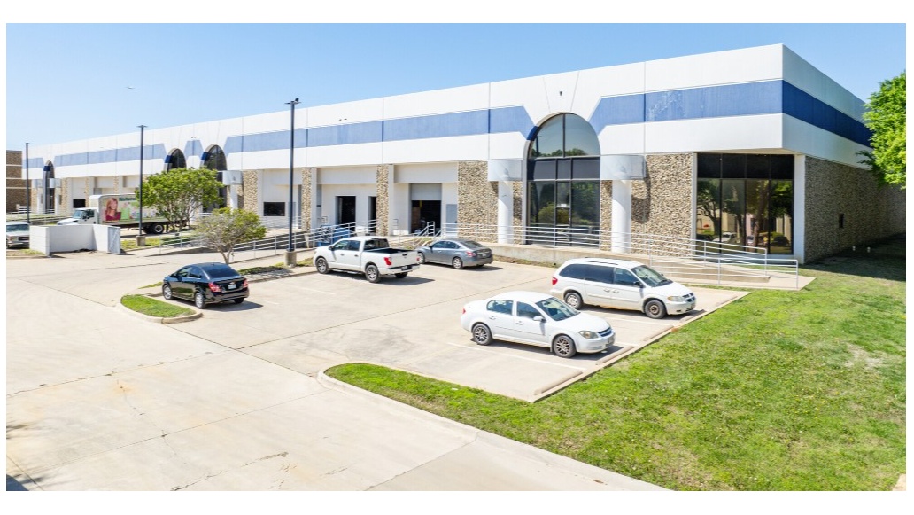 Industrial Property for Lease - 4401 Diplomacy Rd, Fort Worth, Texas, 76155 (1)