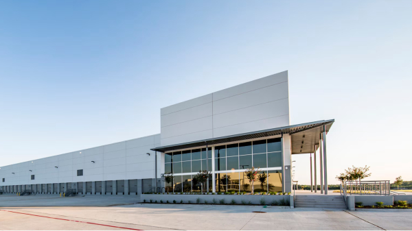 Industrial Space for Lease - 655 W Wildlife Pkwy- Bldg 15, Grand Prairie, TX, 75050