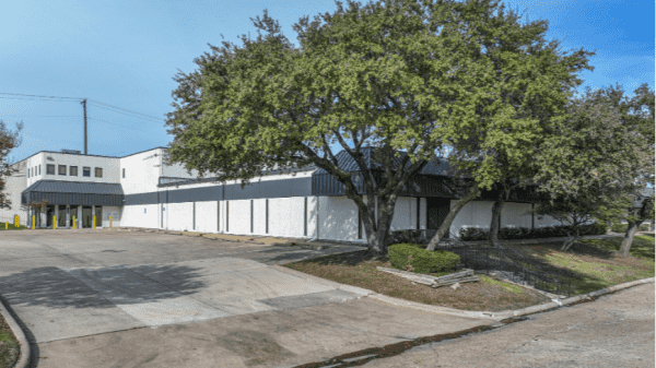 Industrial Building for Sale - 2947 Executive Blvd, Mesquite, TX, 75149