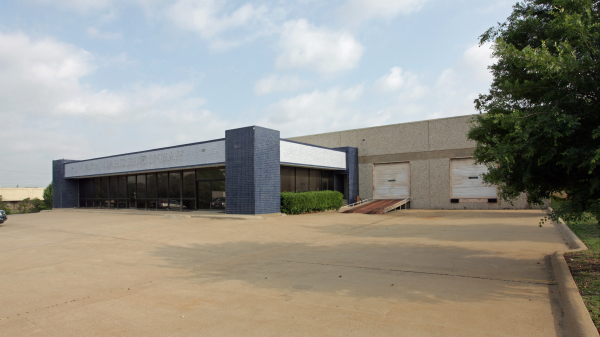 Industrial Space for Lease - 3211 Skylane Dr, Carrollton, TX, 75006