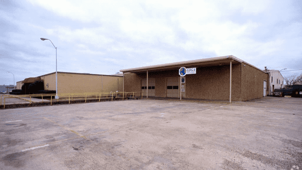 Industrial Building for Sale - 601 Shepherd Dr, Garland, TX, 75042-6832
