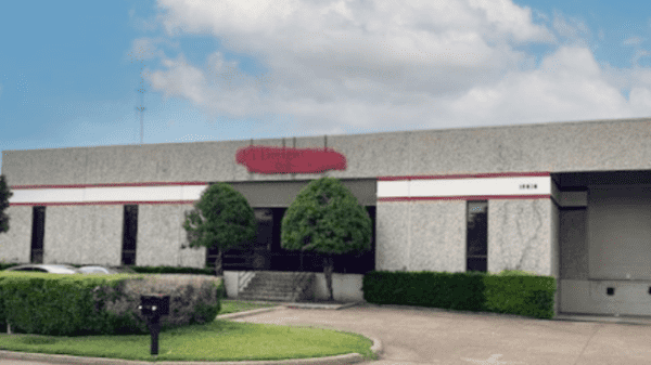 Industrial Building for Sale - 10820 Alder Cir, Dallas, TX, 75238