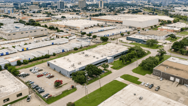 Industrial Space for Lease - 8000 Sovereign Row, Dallas, TX, 75247, Suite A