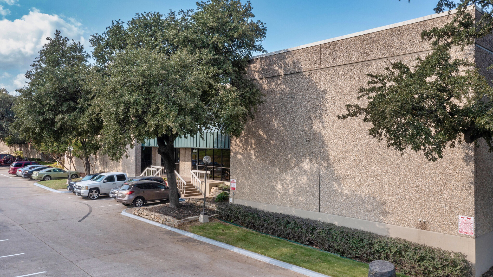10701 N Stemmons Fwy, Exterior Building Photo - undefined Industrial Property for Lease - 10707 N Stemmons Fwy, Dallas, Texas, 75220-2419 (1)