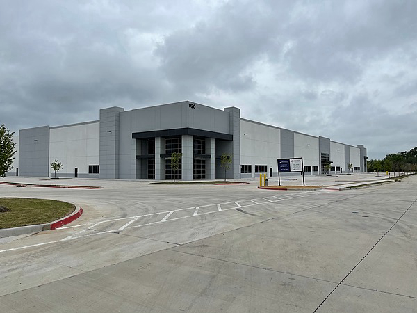 Industrial Space for Lease - 920 S Western Blvd, Denton, TX, 76266-, Suite 920