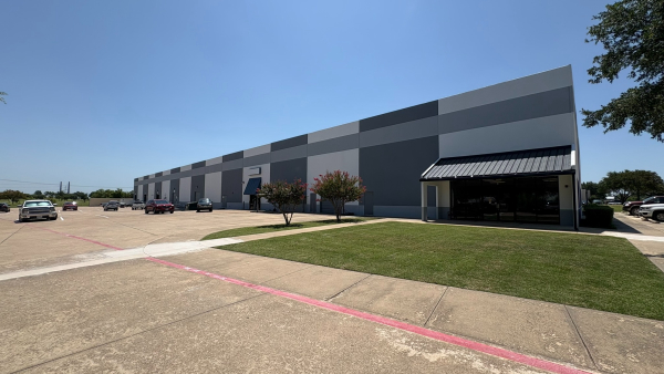 Industrial Space for Lease - 2140 N Redbud Blvd, McKinney, TX, 75069-8215