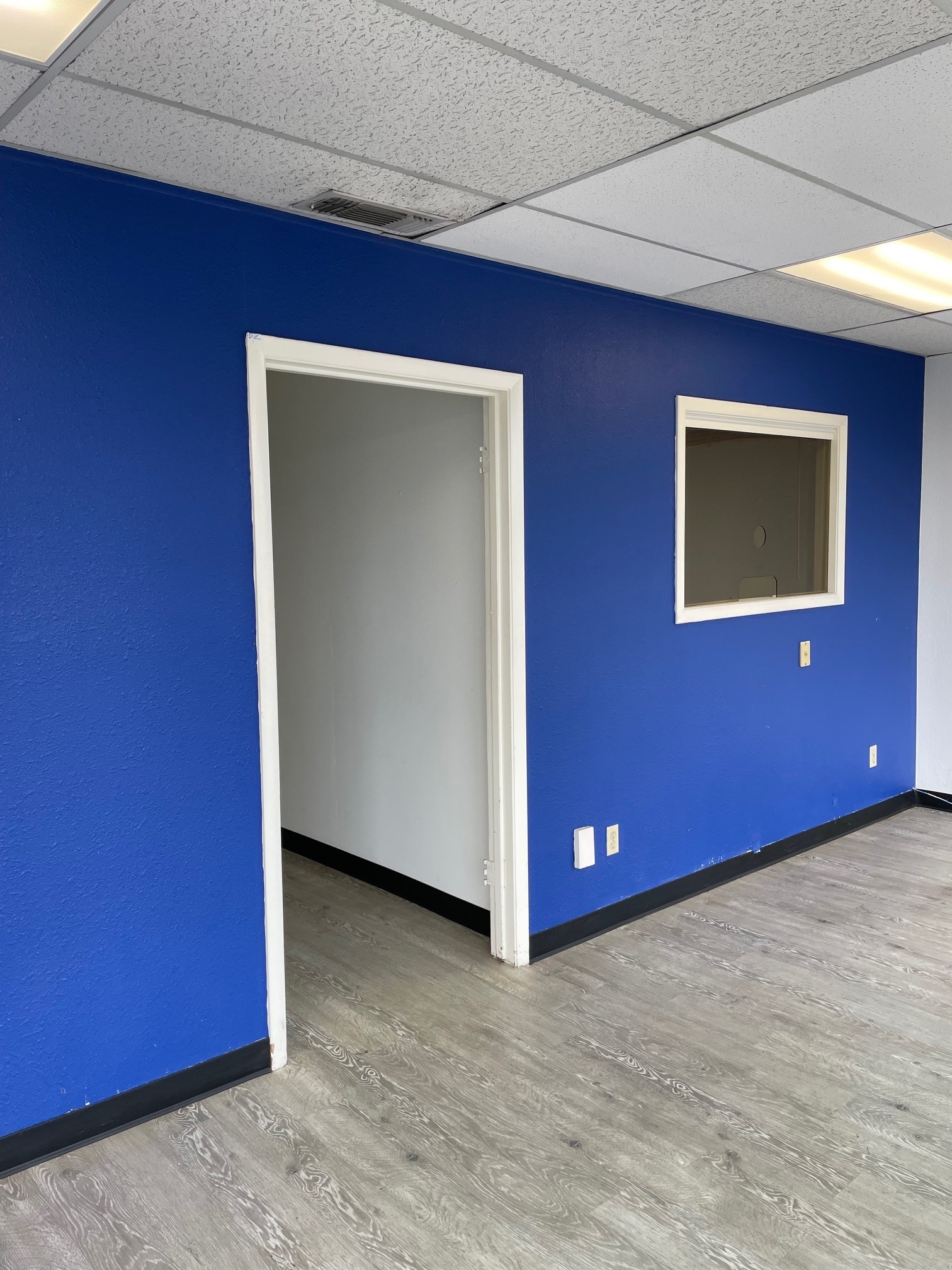 7305 Blvd 26, Interior Building Photo - undefined Retail Property for Lease or Sale - 7305 Blvd 26, North Richland Hills, Texas, 76180 (4)