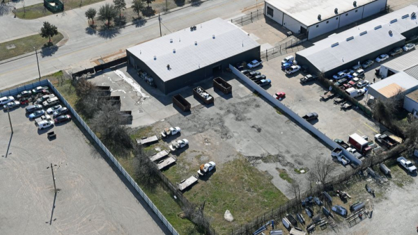 Industrial Property for Lease or Sale - 1711 Chenault St - Building 3, Dallas, TX, 75228-5517