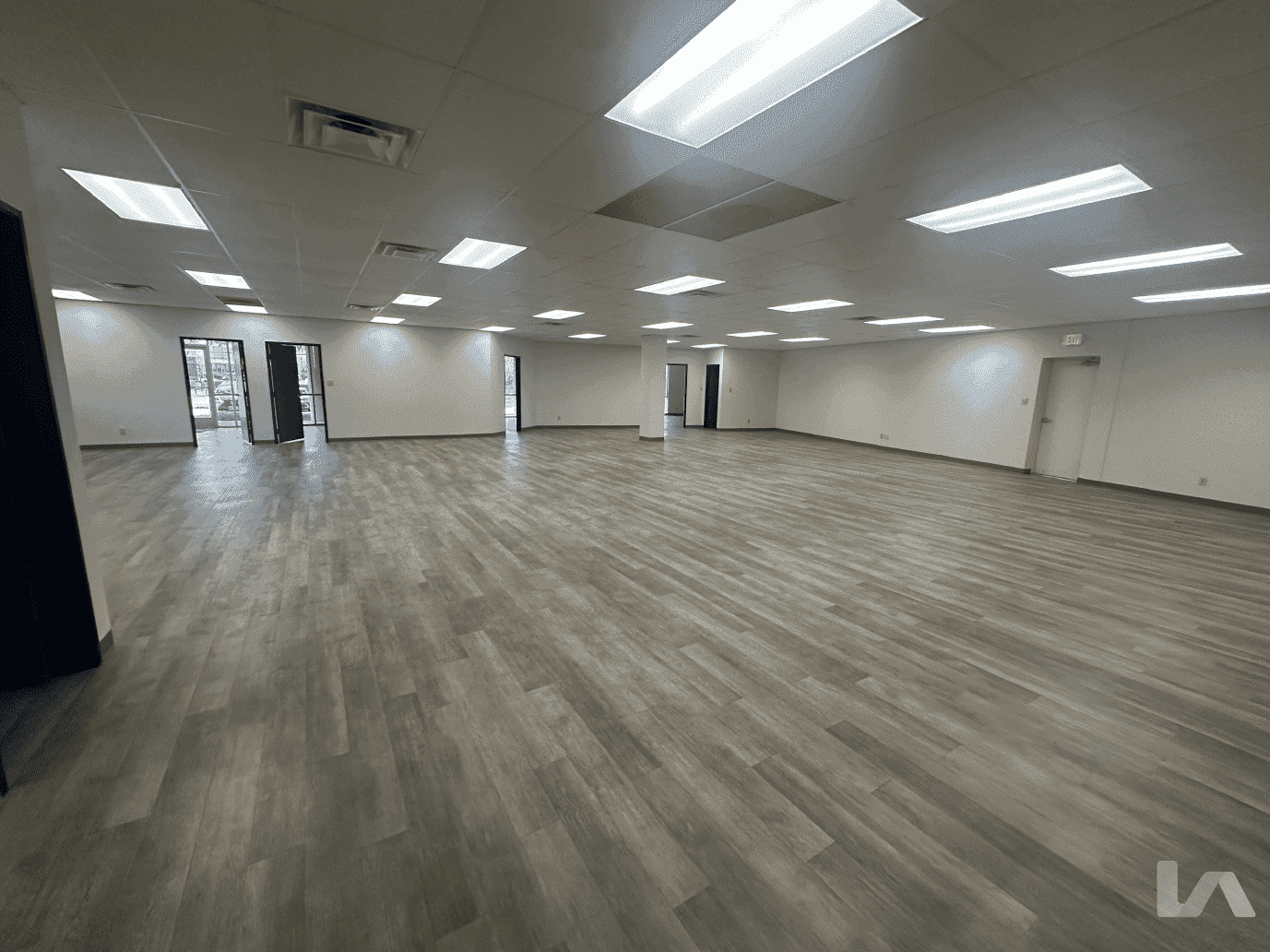 Industrial Property for Lease - 2833 Trinity Square/2540 Marsh Ln, Carrollton, Texas, 75006 (4)