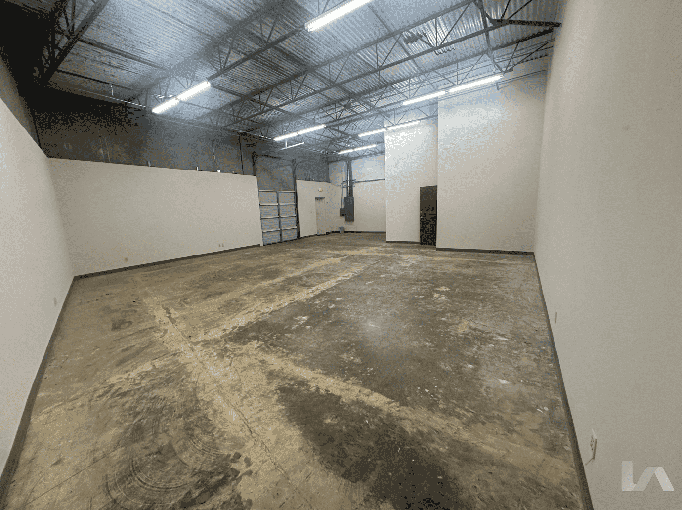 Industrial Property for Lease - 2833 Trinity Square/2540 Marsh Ln, Carrollton, Texas, 75006 (3)