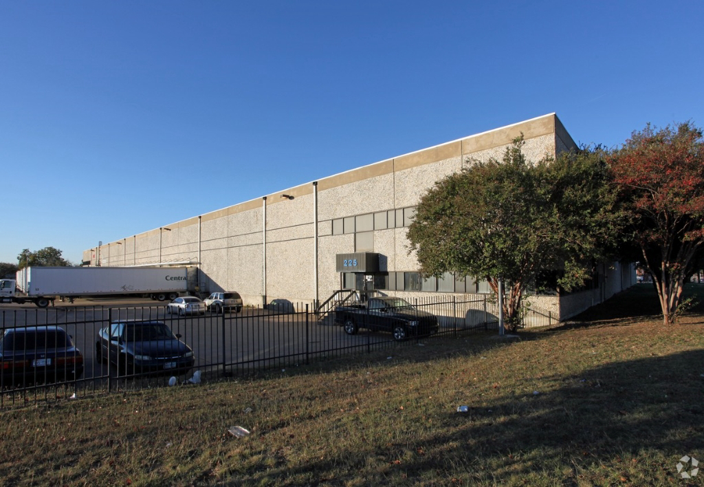 Industrial Property for Lease - 225 SW 14th St, Grand Prairie, Texas, 75051 (1)