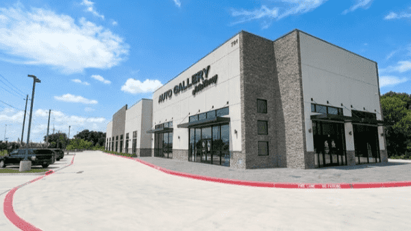 Industrial Property for Lease or Sale - 751 N Central Expy, Mckinney, TX, 75069