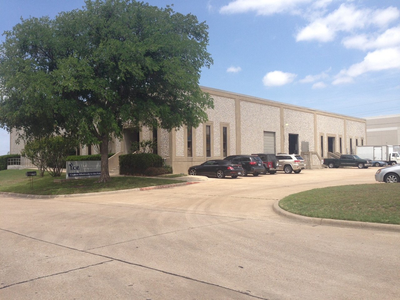 Industrial Property for Lease or Sale - 4651 Sunbelt Dr, Addison, Texas, 75001 (1)