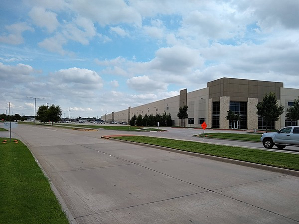 Industrial Property for Lease - 2900 S Valley Pkwy, Lewisville, Texas, 75067 (2)