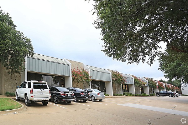 Industrial Space for Lease - 1400 North Interstate 35E, Carrollton, TX, 75006, Suite 120