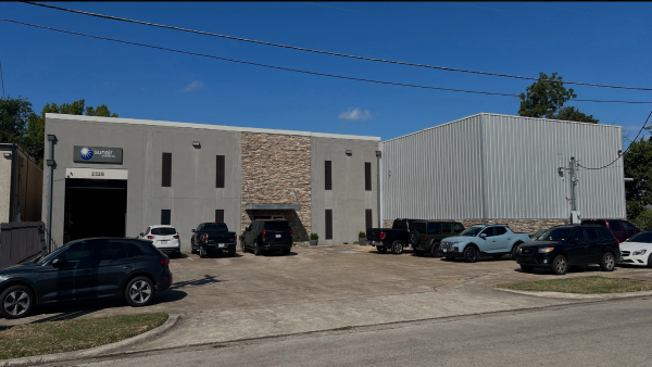 Industrial Building for Sale - 2329 Solona St, Northeast Tarrant, TX, 76117