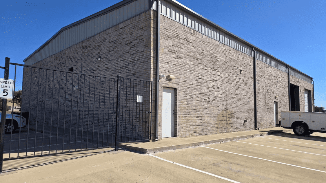 Industrial Property for Lease - 316 Ezell Dr, DeSoto, Texas, 75115 (2)