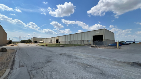 Industrial Building for Sale - 1225 Lawson Rd, Saginaw, TX, 76131-2724