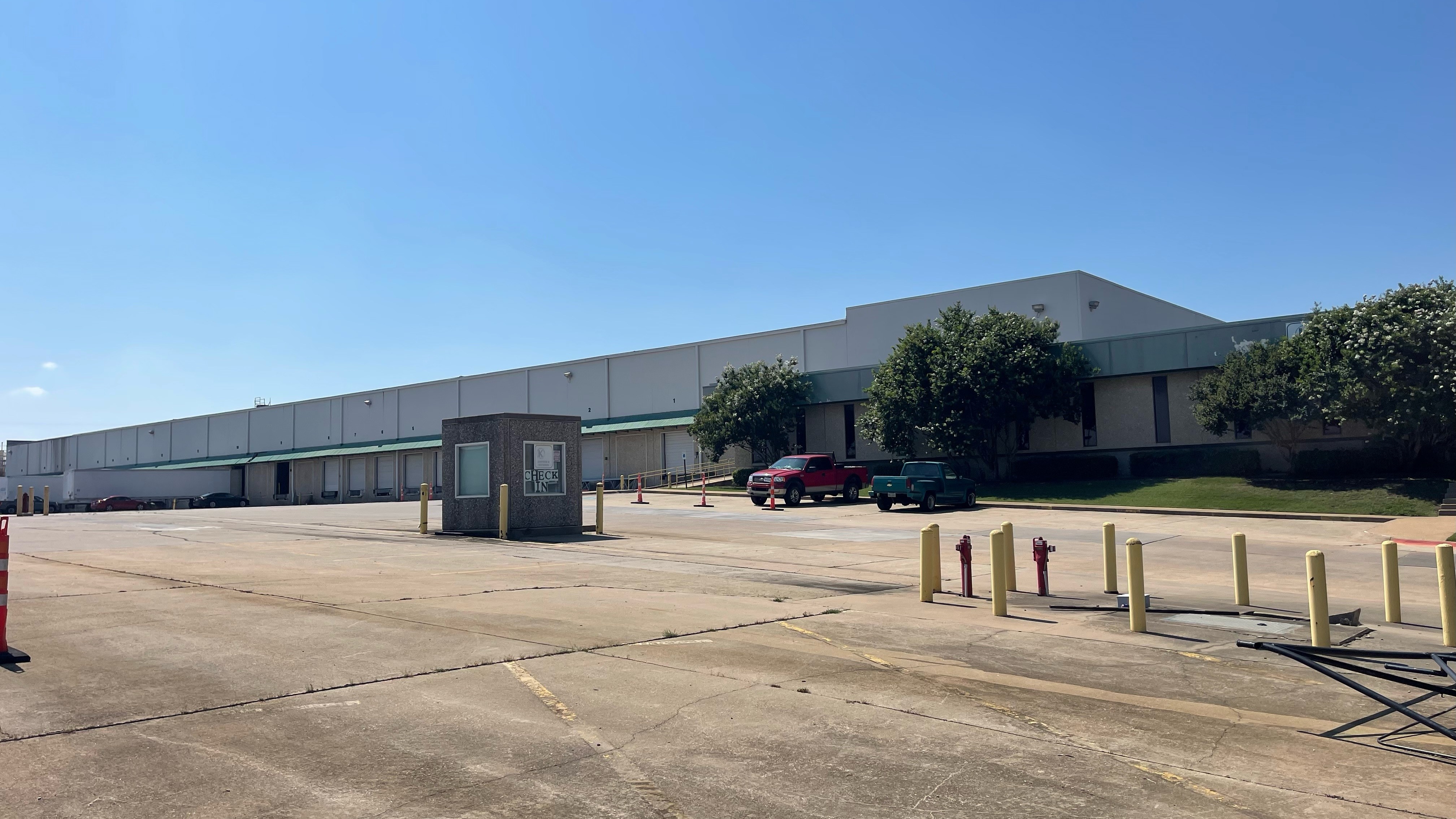 1701 Timberlake Drive, Exterior Building Photo - Guard Shack Industrial Property for Lease - 1701 Timberlake Drive, Arlington, Texas, 76010 (5)