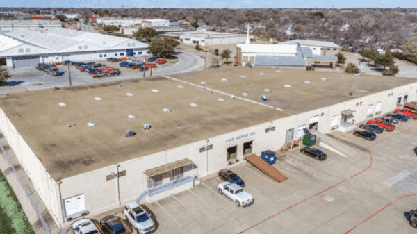Industrial Space for Lease - 13908 Distribution Way, Farmers Branch, TX, 75234