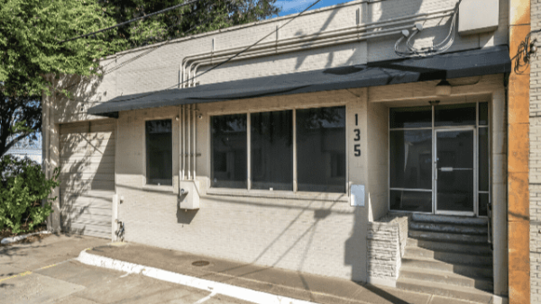 Industrial Space for Lease - 135 Parkhouse St, Dallas, TX, 75207