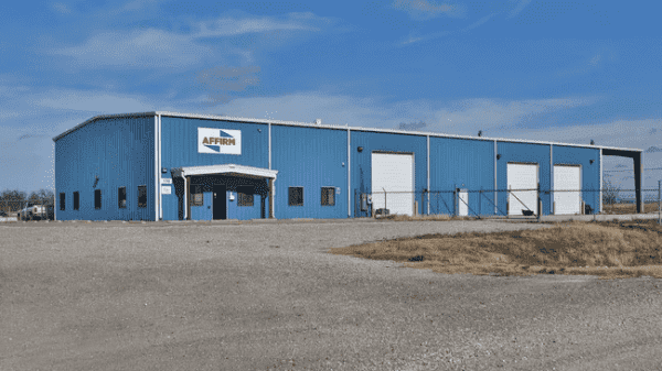 Industrial Property for Lease or Sale - 110 E Barnett Dr, Cleburne, TX, 76033