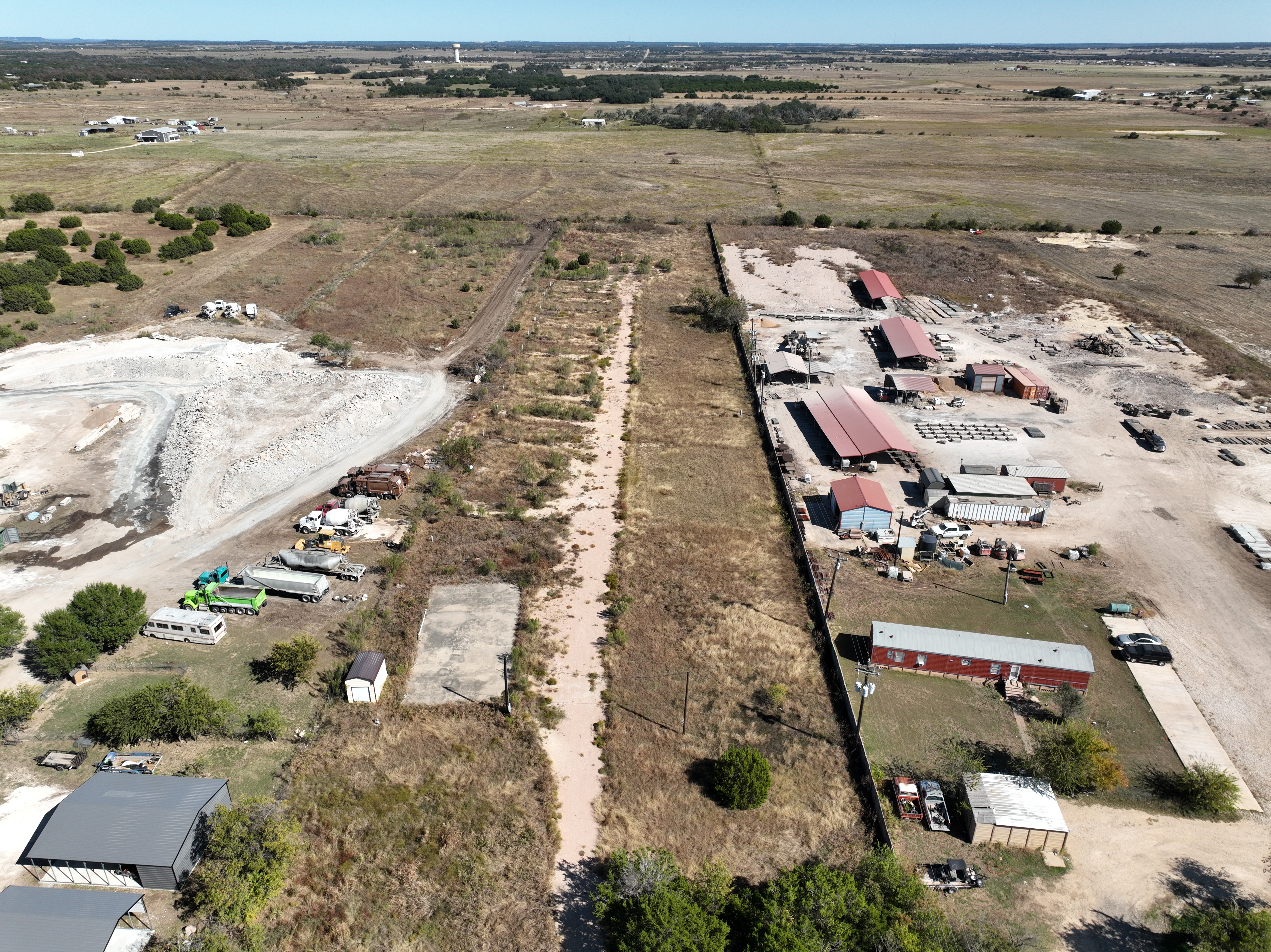 , image/jpeg - dji_fly_20251109_125442_169_1762746206959_photo.JPG Land for Sale - 11850 U.S. 183, Florence, Texas, 76527 (6)