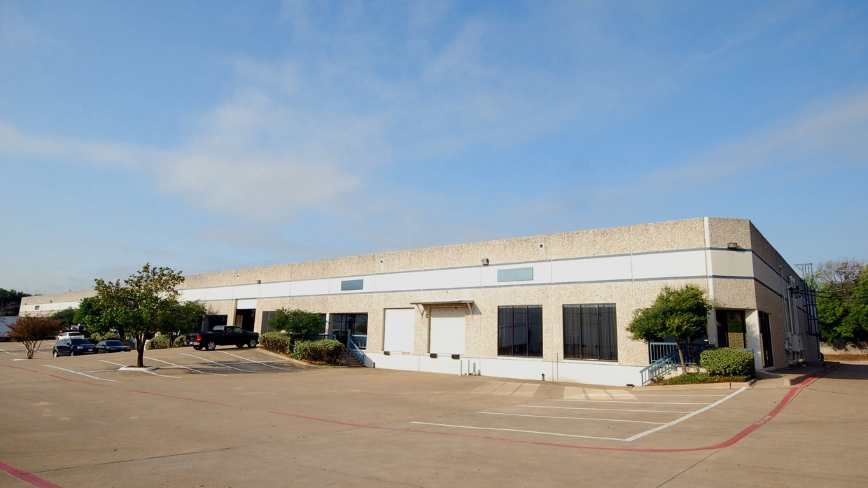 200 Union Bower Ct, Exterior Building Photo - undefined Industrial Property for Lease - 200 Union Bower Ct, Irving, Texas, 75061 (1)