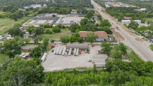Industrial Property for Lease or Sale - 9505 S Central Expy, Dallas, TX, 75241
