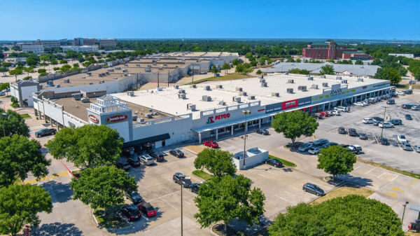 Retail Space for Lease - 1250 William D Tate Ave, Grapevine, TX, 76051