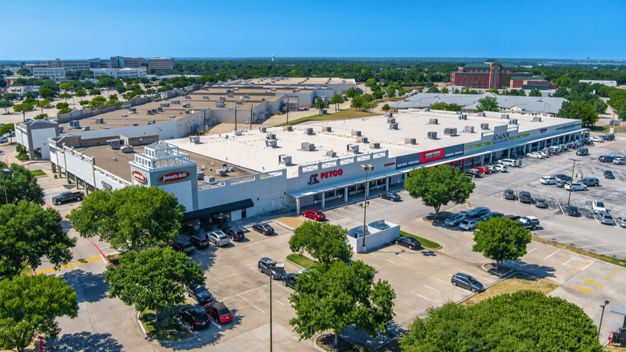 1250 William D Tate Ave, Exterior Building Photo - undefined Retail Property for Lease - 1250 William D Tate Ave, Grapevine, Texas, 76051 (1)