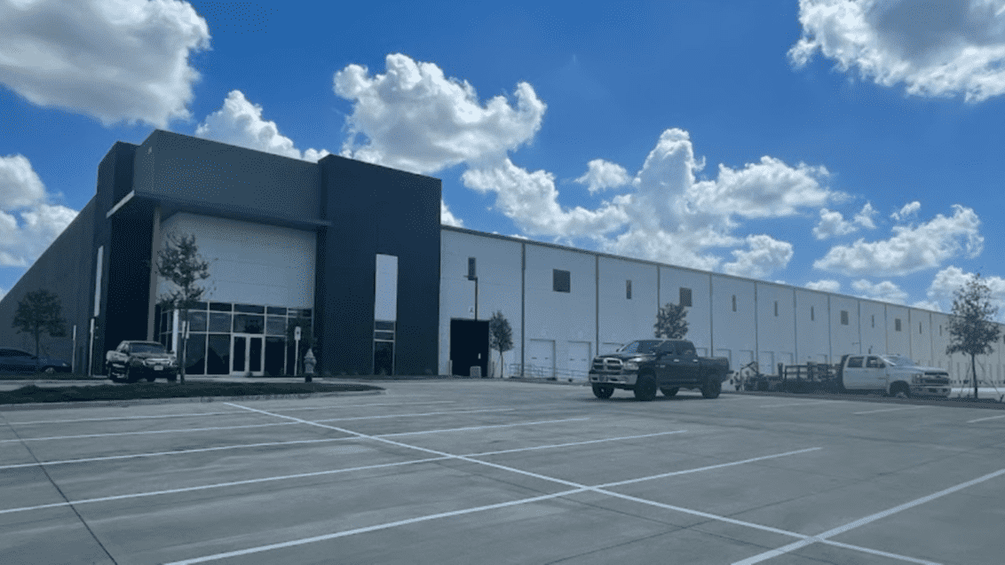 Industrial Property for Lease - 2800 Lovett Ave, Fort Worth, Texas, 76177 (1)