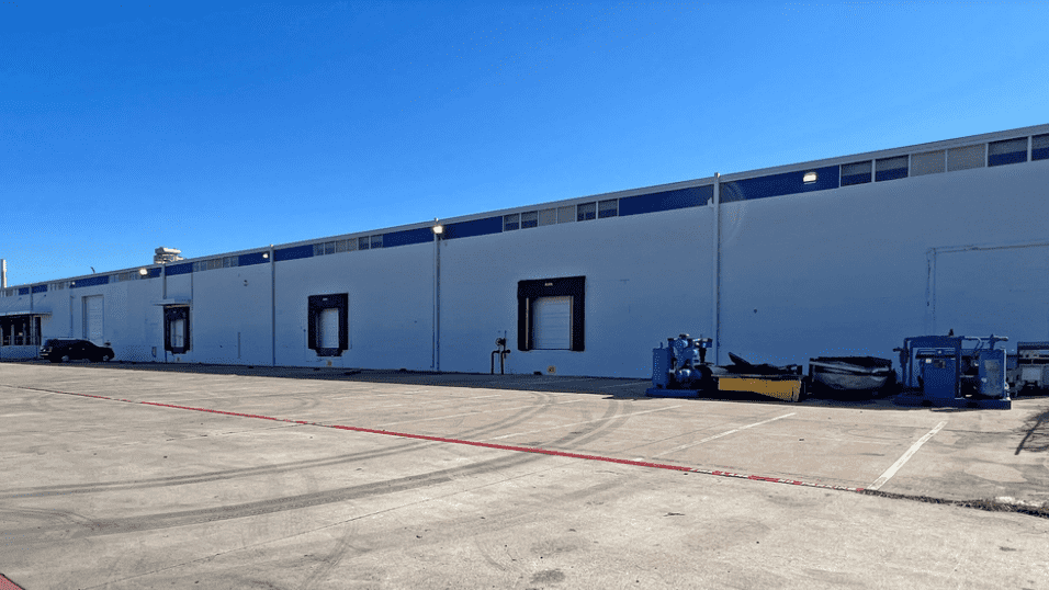 Industrial Property for Lease - 401 N Great Southwest Pkwy, Arlington, Texas, 76011 (1)