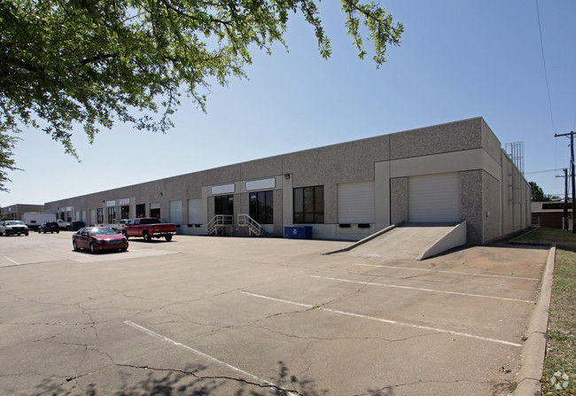 Industrial Property for Lease - 3240-3254 Garden Brook Dr, Farmers Branch, Texas, 75234 (1)