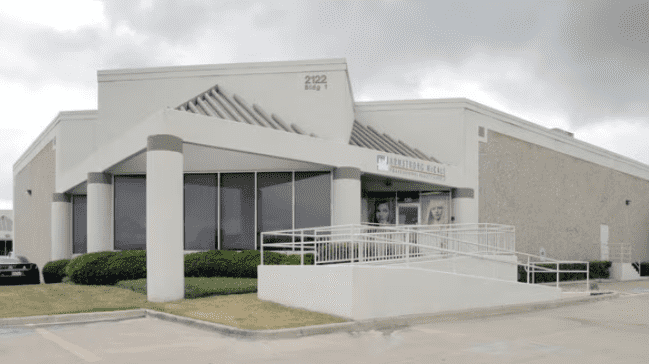 Industrial Property for Lease - 2122 Country Club Drive, Carrollton, Texas, 75006 (1)