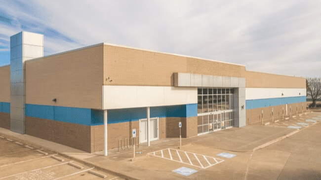 Retail Property for Lease or Sale - 3733 W Emporium Cir, Mesquite, Texas, 75150 (1)