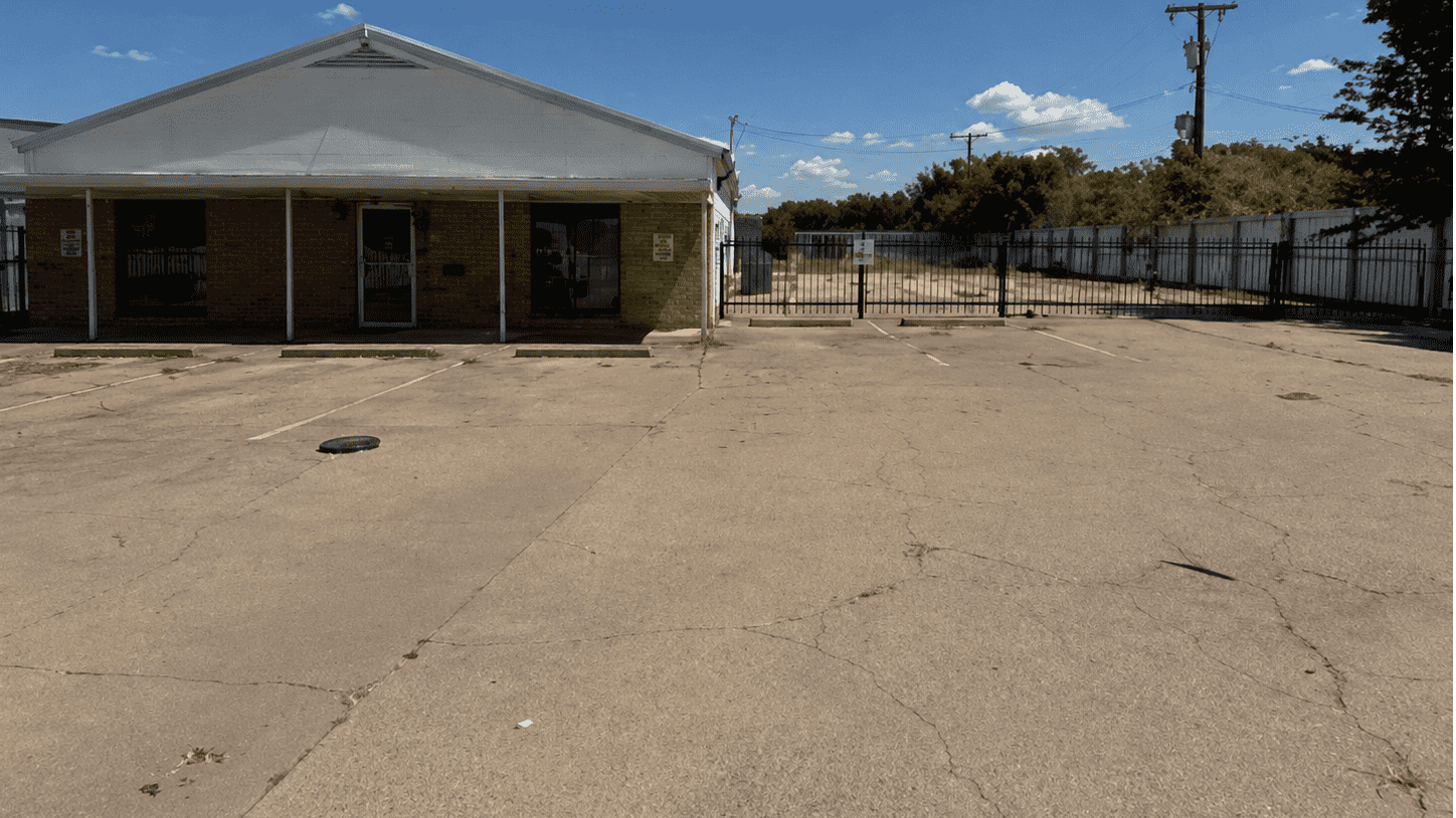 Industrial Property for Lease - 10409 South Fwy, Fort Worth, Texas, 76140 (2)