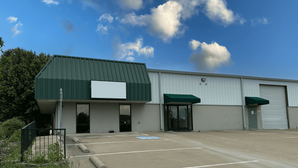 Industrial Property for Lease or Sale - 1208 Commercial Blvd N, Arlington, TX, 76001