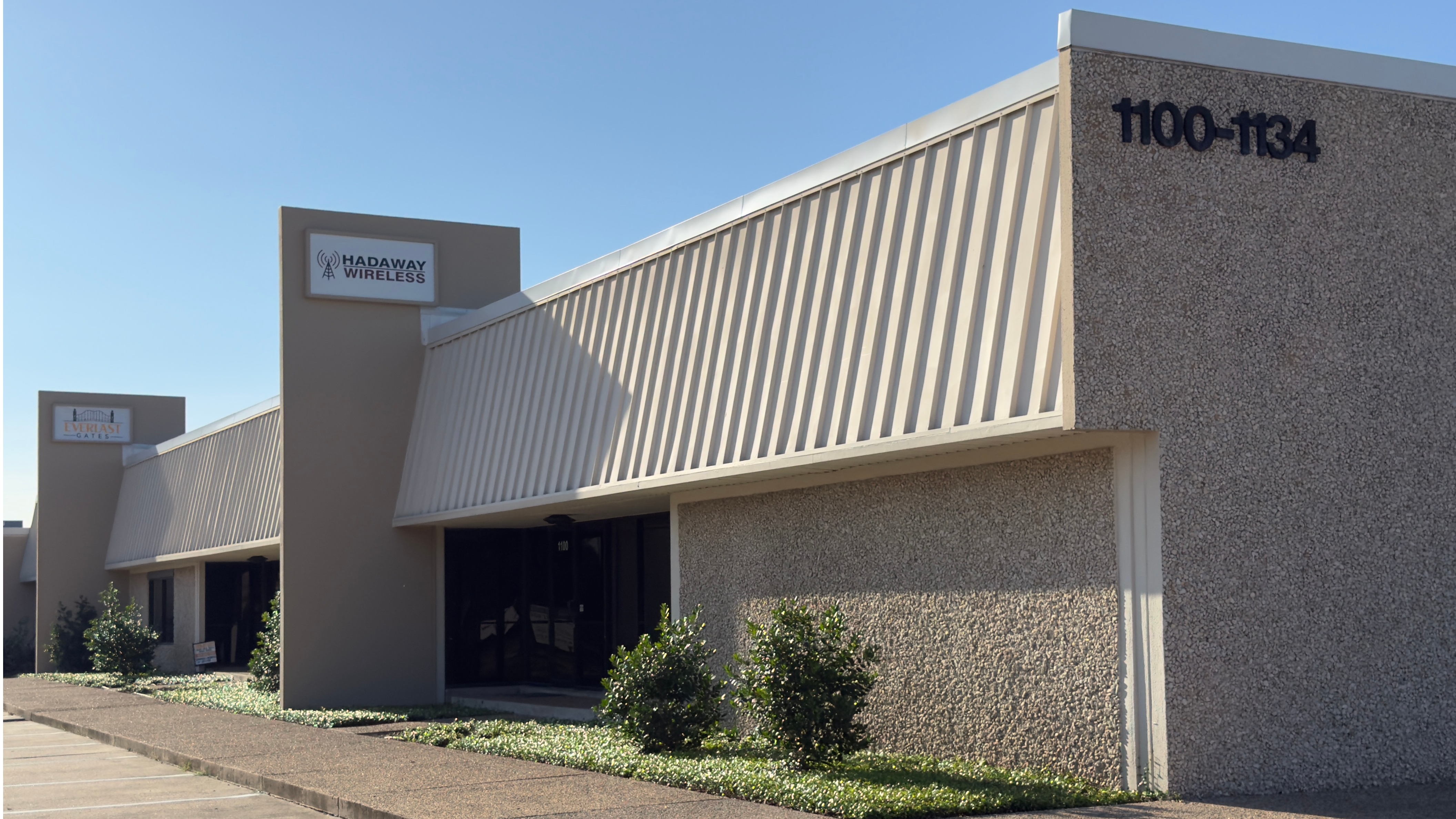 Industrial Property for Lease - 1100-1198 Commerce, Richardson, Texas, 75081 (1)