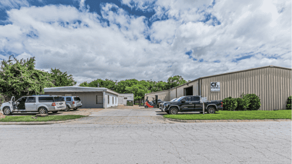 Industrial Property for Lease or Sale - 3309-3417 Lawnwood St, Fort Worth, TX, 76111