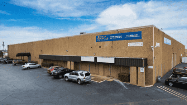 Industrial Space for Lease - 560 North Beach Street, Fort Worth, TX, 76111, Suite 560A