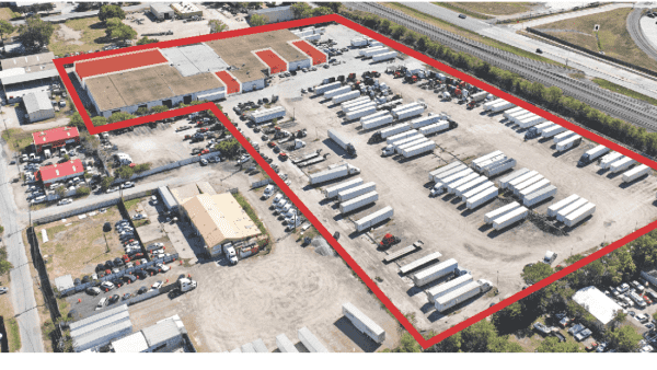 Industrial Space for Lease - 2302 E Pacific St, Grand Prairie, TX, 75050-6123