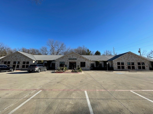 Office Building for Sale - 3930 Naaman School Rd Unit B, Garland, TX, 75040