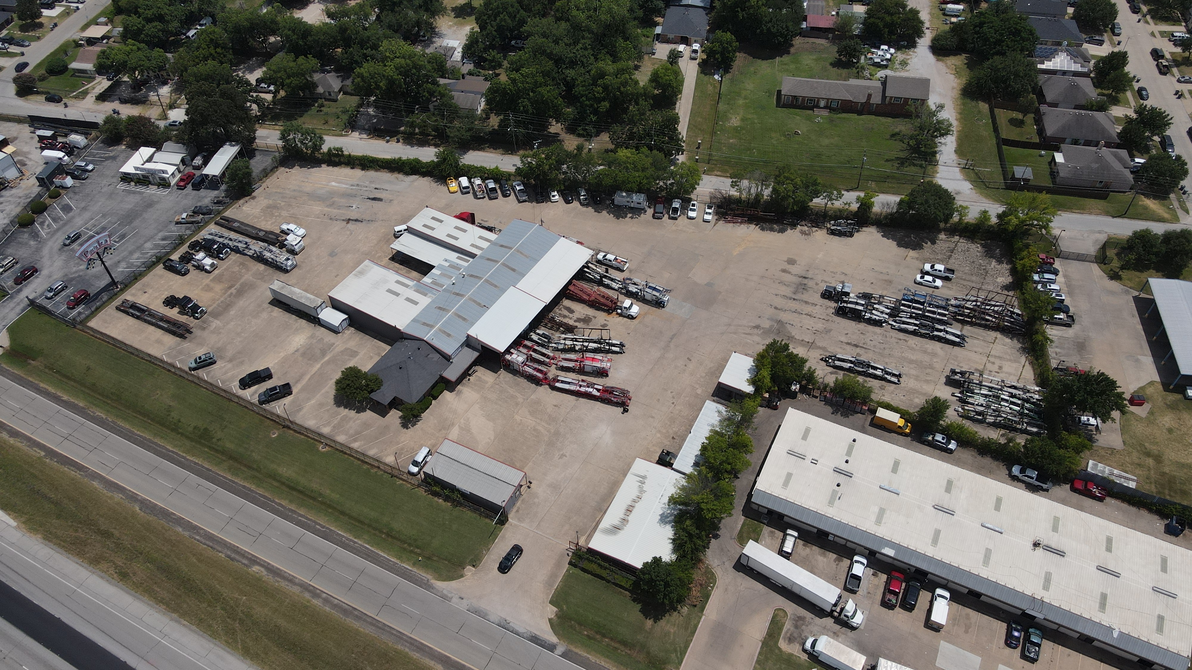 Industrial Property for Lease or Sale - 9779 C F HAWN Fwy, Dallas, Texas, 75217 (7)