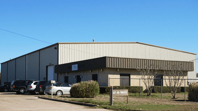 Industrial Property for Lease or Sale - 260 Gilbert Cir, Grand Prairie, Texas, 75050 (1)