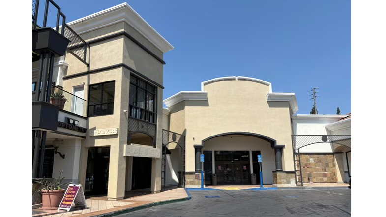 10941 Ventura Blvd, Photo - undefined Retail Property for Lease - 10941 Ventura Blvd, Los Angeles, California, 91604 (2)