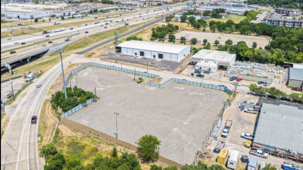 Industrial Property for Lease or Sale - 813 Southway Cir, Fort Worth, TX, 76115