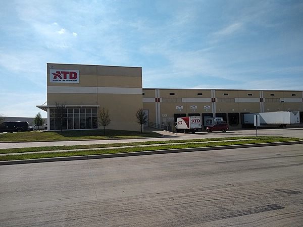Industrial Space for Lease - 300 Railhead Rd, Fort Worth, TX, 76106