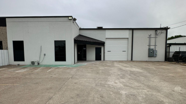Industrial Property for Lease or Sale - 11157 Ables Ln, Dallas, TX, 75229
