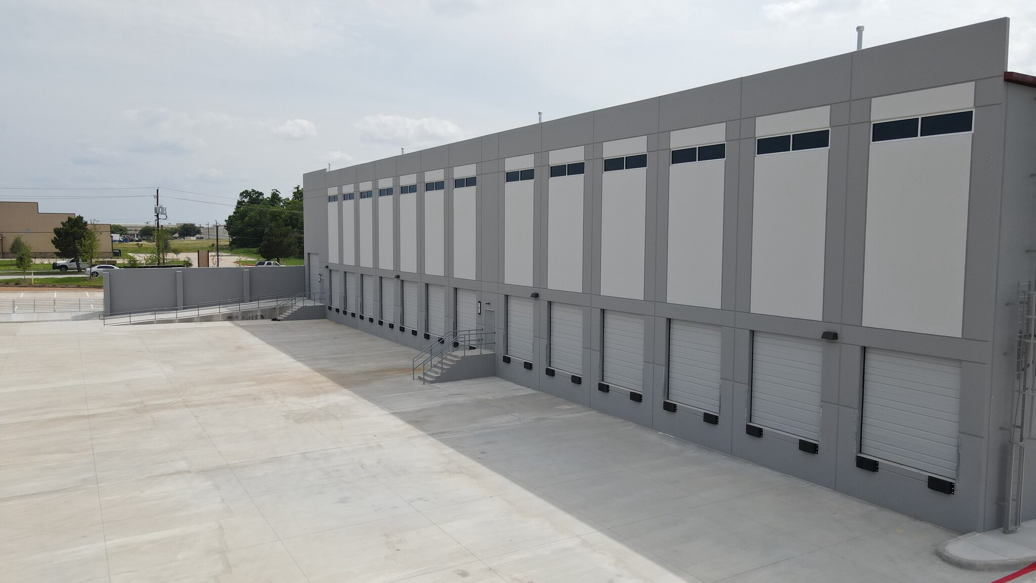 Industrial Property for Lease or Sale - 3001 E Arkansas Ln, Arlington, Texas, 76010 (3)